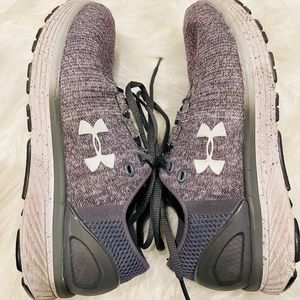 Under Armor size 7 women’s running shoes